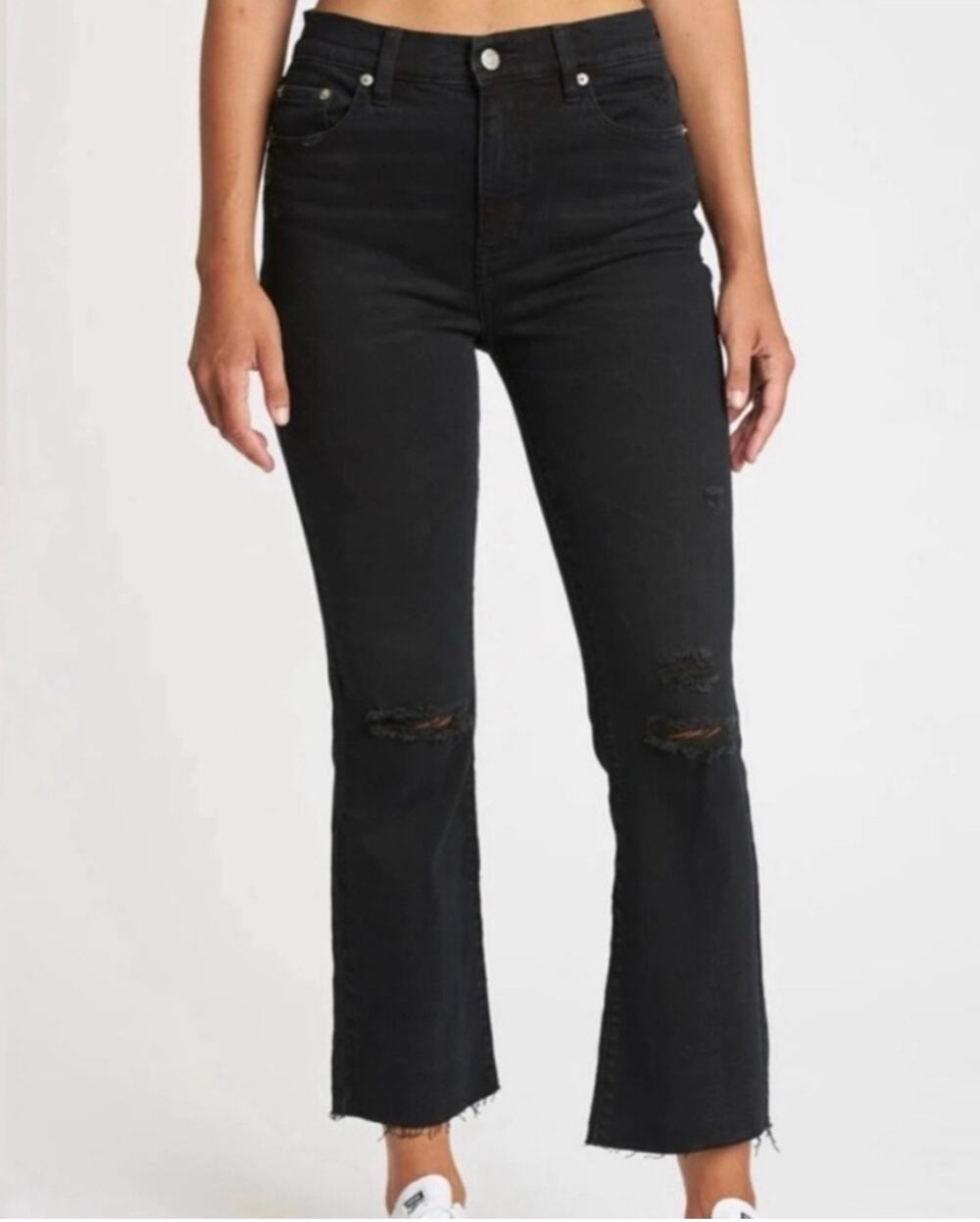 Daze Jeans Just Right Crop Flare Black size 26 High Rise Distressed Knee and Hem